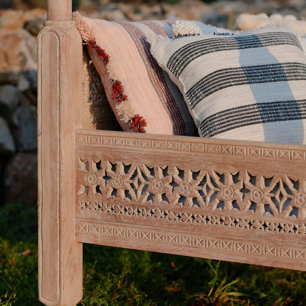 Handcarved Ezana Canopy Daybed Natural