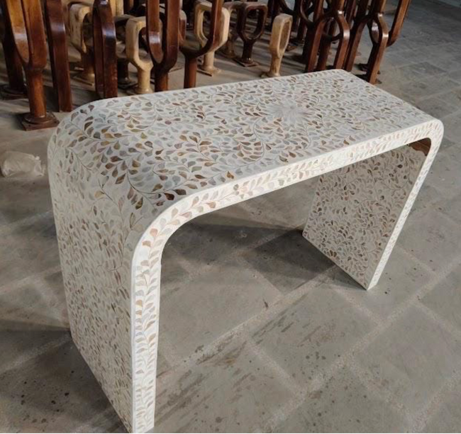 Vollknochen-Inlay-Wasserfall-Konsole mit 2 Schubladen