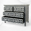 Commode à 4 tiroirs avec incrustation d'os noirs, motif géométrique en forme d'étoile