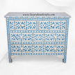 Commode à 4 tiroirs avec incrustation d'os bleu, motif géométrique en forme d'étoile