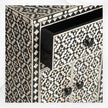 Table de chevet Arctic avec incrustation d'os noirs, 1 tiroir, 2 portes