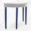 Consola curva con incrustaciones de hueso en relieve azul