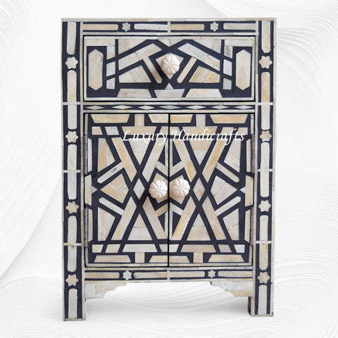 Table de chevet à 1 tiroir et 2 portes avec incrustation d'os et étoile géométrique, noire