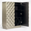 Credenza de 4 puertas con relieve de latón Talitha