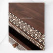 Gabinete con incrustaciones de hueso de madera de teca india Ross