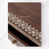 Gabinete con incrustaciones de hueso de madera de teca india Ross