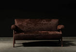 Vela Flat Arm V-Leg Sofa front view