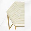 Mesa auxiliar con rayas hexagonales y incrustaciones de hueso, color blanco