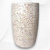 Mesa auxiliar floral de tambor de nácar blanco