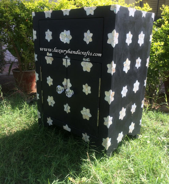 Mother Of Pearl Star 1 Drawer 2 Door Bedside Table Black
